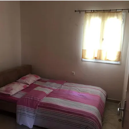 Port 3 Person Holiday home